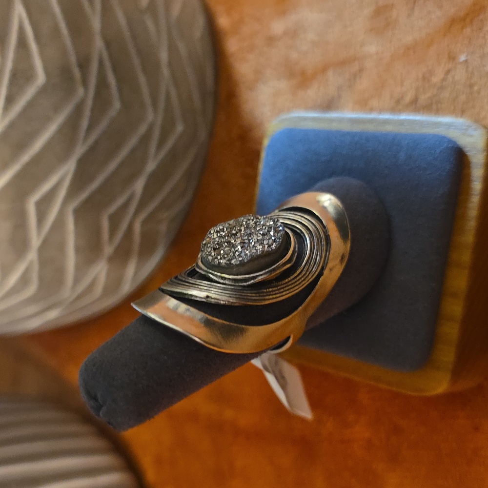 Camilla Statement Ring With Glittering Center - image 2